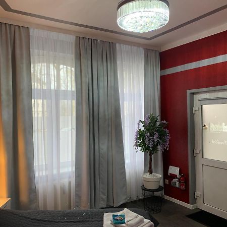Exklusive Stadtwohnung Am Elbradweg: Best-Preis-Fewo Rathausblick 1 Fuer Max. 3 Pers. Inkl. Wlan, Prime Video & Self Check-In Wittenberge Kültér fotó